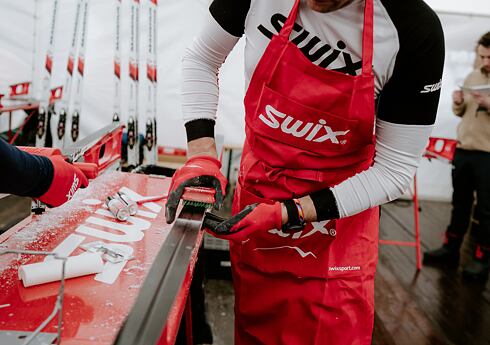 Swix na Jizerské 50: mazací servis, soutěže, výměna vosků i výprodej